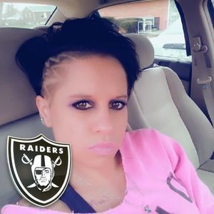 Meet your Posher, Christy